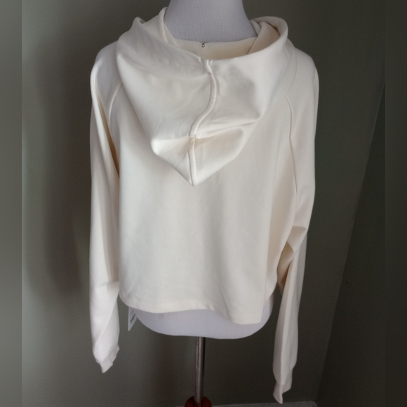 NWT CRZ Yoga White Cream Crop Hoodie Size M Medium - Picture 9 of 10